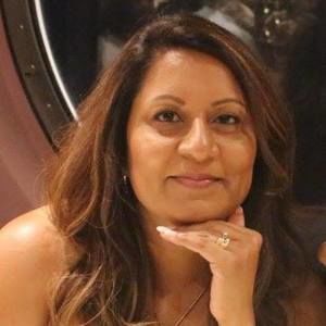 Meet your Posher, Debbie